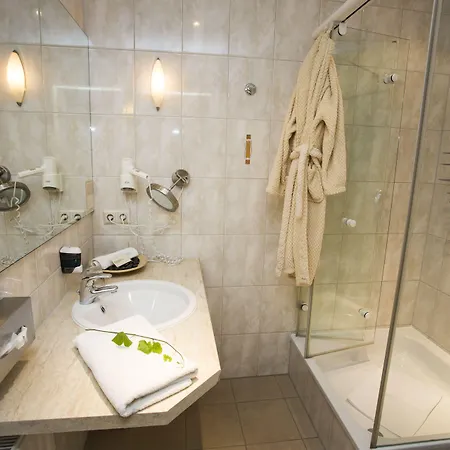 Hotel Mediterran Juwel Karlstein am Main