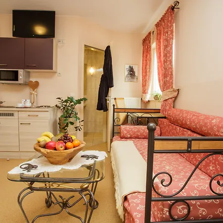 Hotel Mediterran Juwel 3*